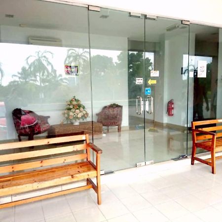 Gorjes Inn Klia & Klia2 セパン エクステリア 写真